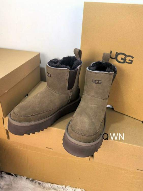 Picture of UGG Shoes _SKUUGGsz35-40WN120719846